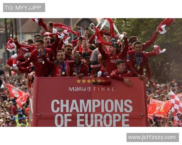 利物浦周一决定萨拉赫能否出征意大利:红军的“法老”时刻,谁将书写新篇章? 利物浦周一决定萨拉赫能否出征意大利:红军的“法老”时刻,谁将书写新篇章?